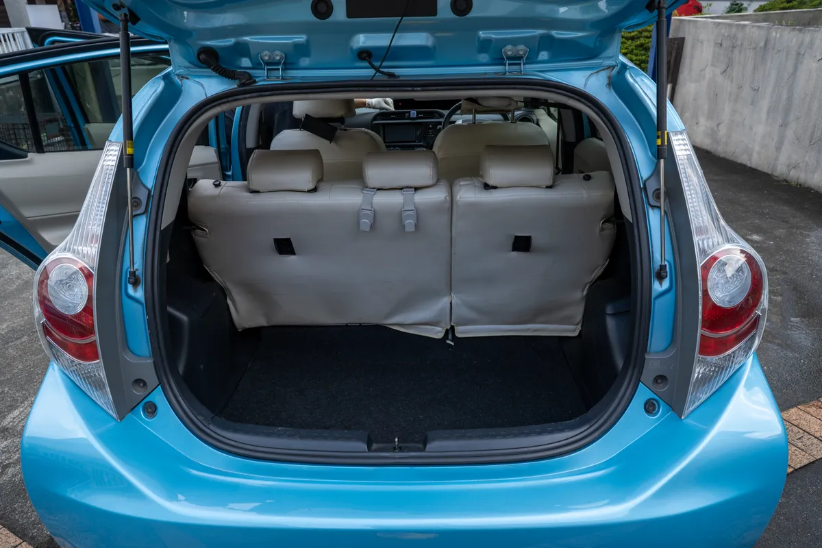 小型（コンパクト） アクア Sub photo 4